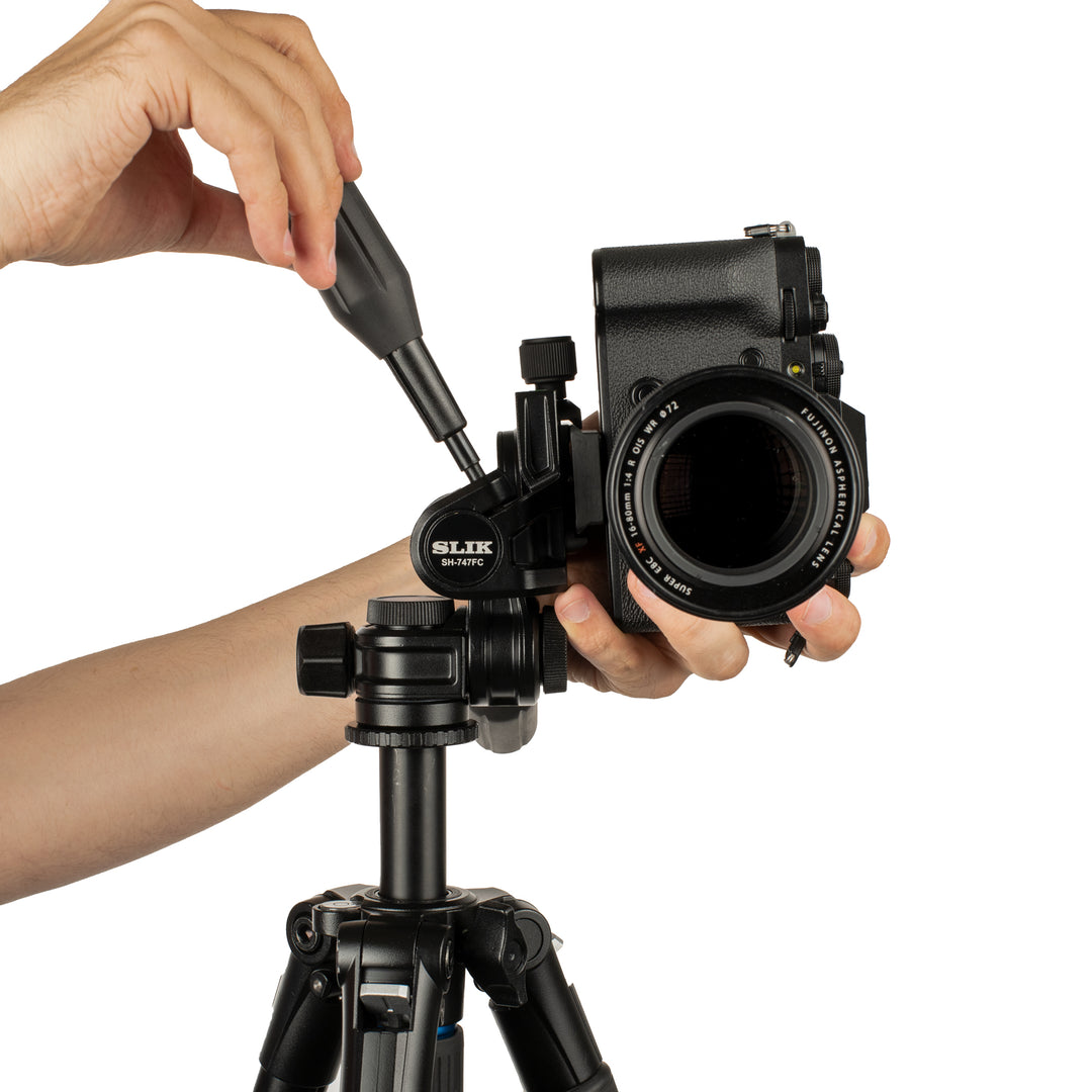 SLIK 三脚　THE PROFESSONAL SP6087 SLIK Tripods | Pro CF-833 Carbon Fiber Tripod Legs Only